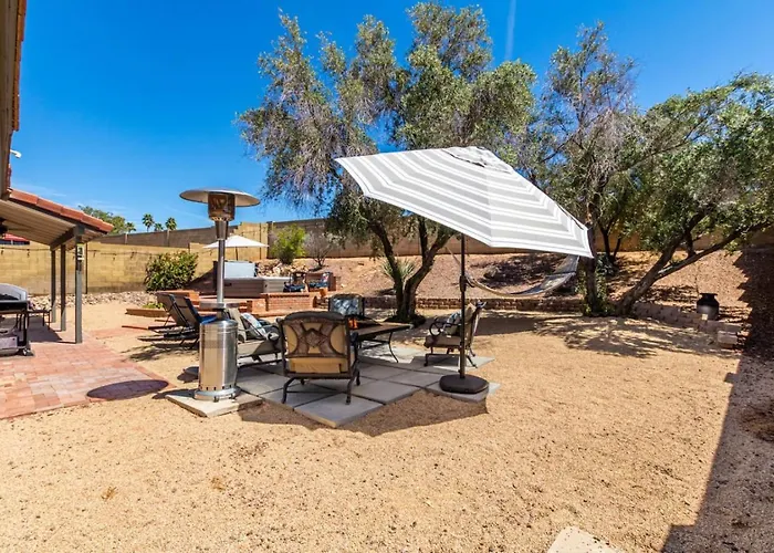 Holiday home Zen Den Hot Tub Misters Hiking Bikes Park Phoenix